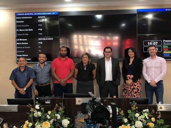 Nova mesa diretora da Câmara Municipal de Araçariguama