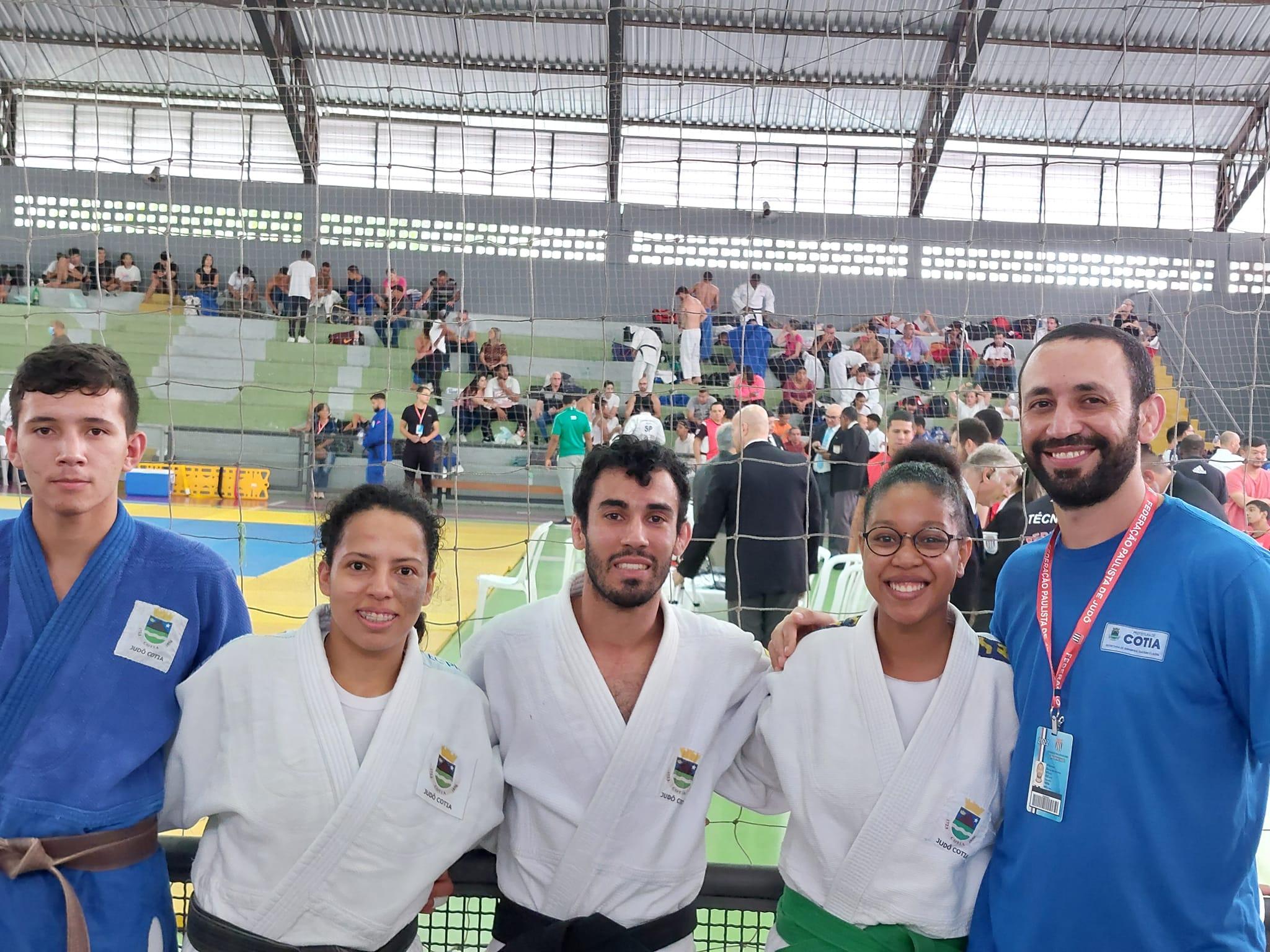 ATLETAS DE JUDÔ DA SECRETARIA DE ESPORTES INICIAM AS COMPETIÇÕES DO ANO