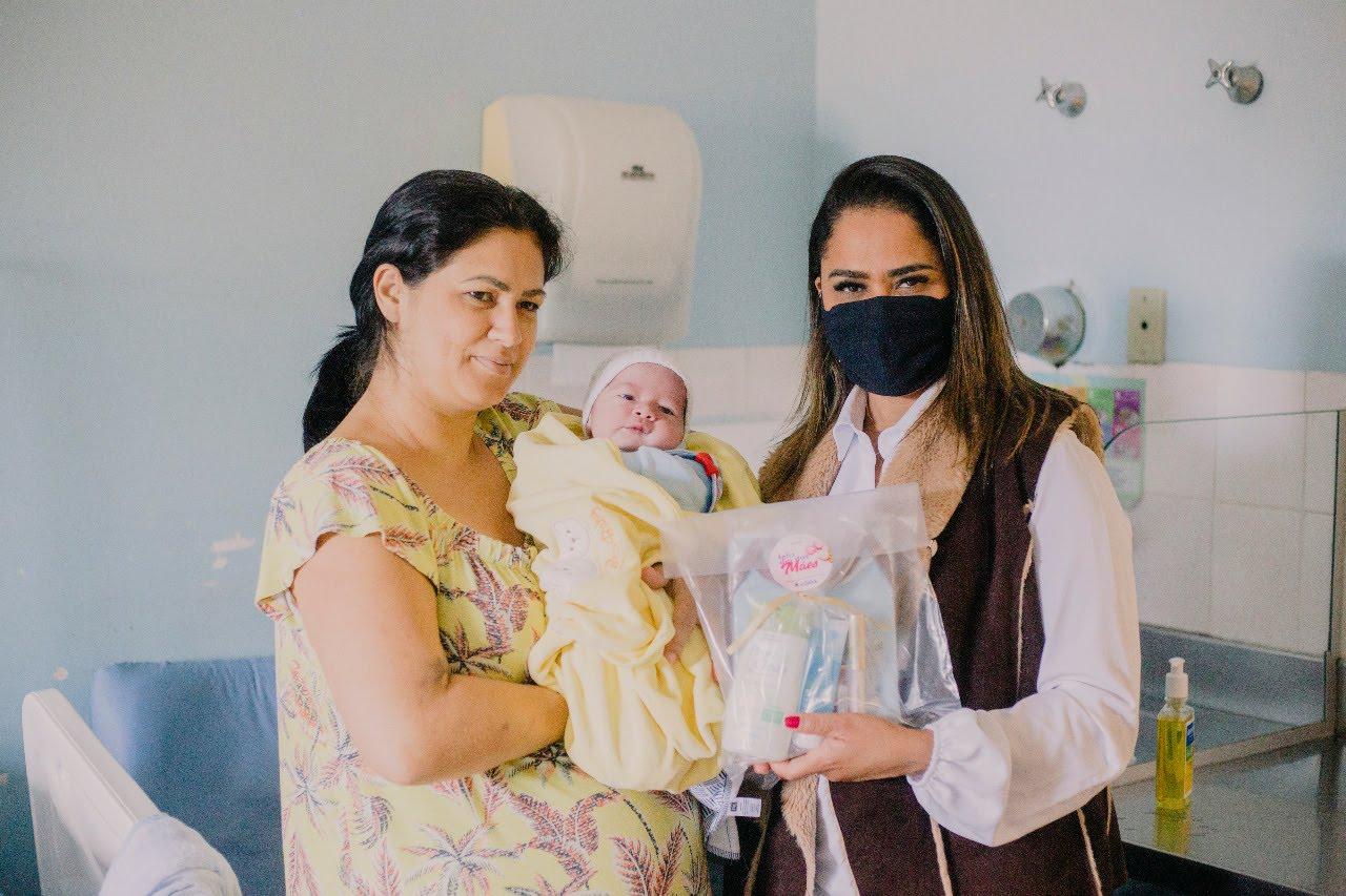DIA DAS MÃES: MULHERES QUE DERAM À LUZ EM COTIA SÃO PRESENTEADAS PELO FUNDO SOCIAL