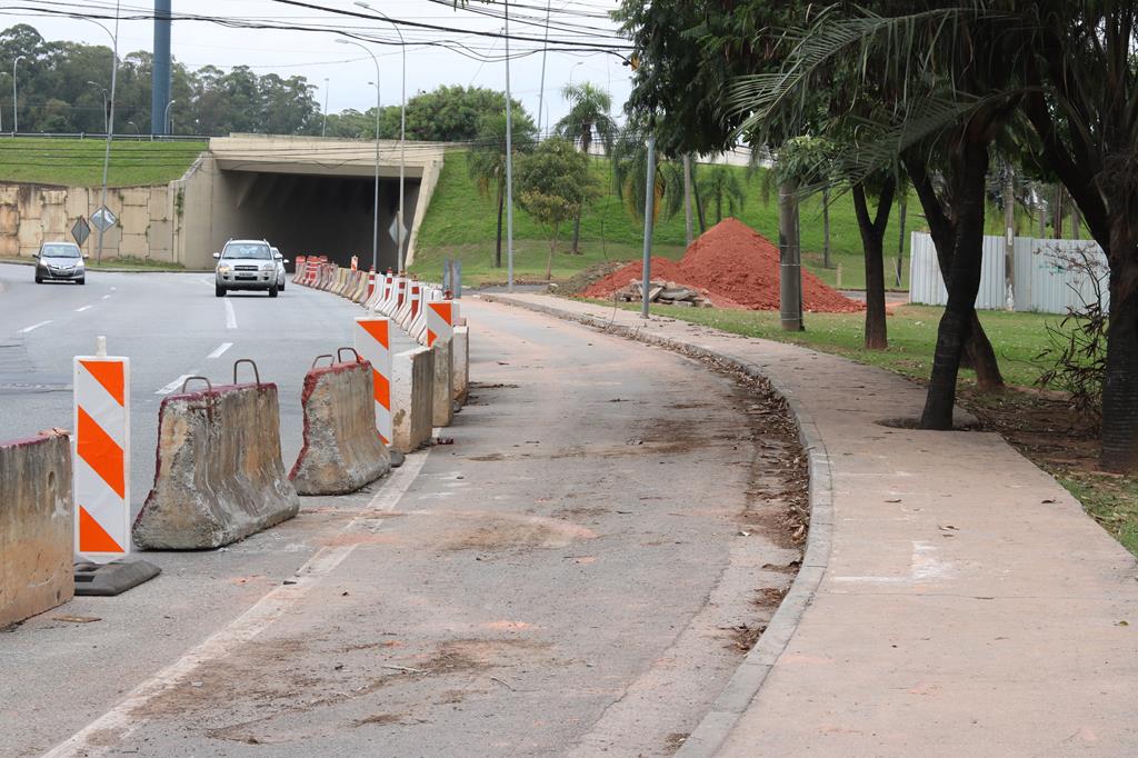 Obra contra enchentes em Alphaville evolui; fique atento às mudanças no trânsito