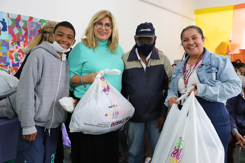 <strong>Na reta final, Campanha do Agasalho já entregou mais de 15 mil cobertores e 40 mil peças</strong>