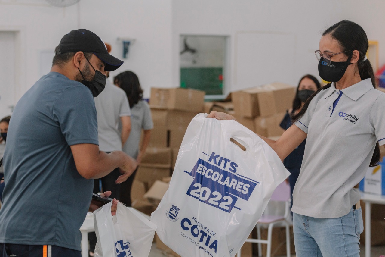 <strong>Dia 8/07, Prefeitura inicia a entrega do material escolar referente ao 2º semestre</strong>