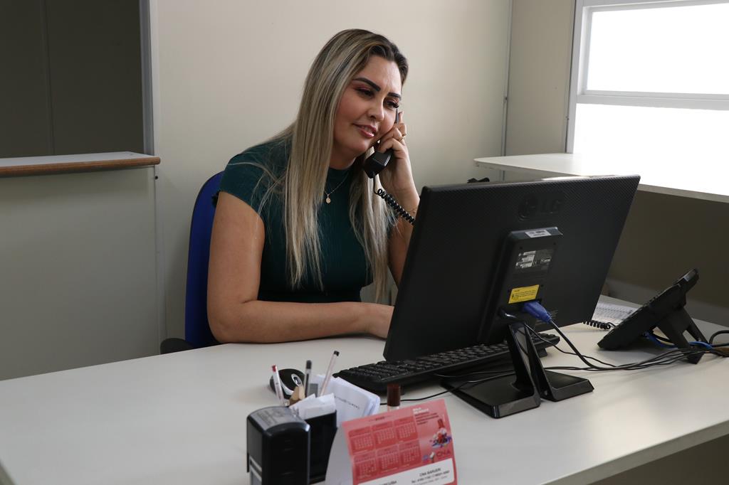 Participantes do Bolsa Trabalho elogiam programa de qualificação e renda