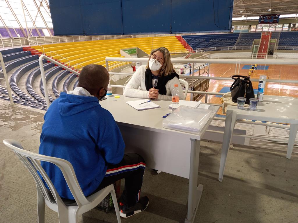 Supermercado São Vicente abre contratação para preencher seis novas vagas