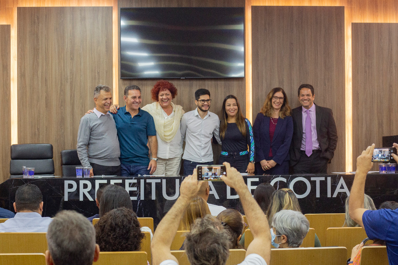 <strong>Cotia assina Acordo de Cooperação com Comitê Paralímpico Brasileiro</strong>