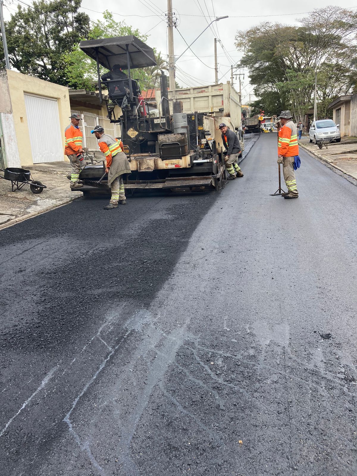 <strong><br>Melhorias viárias são implantadas na Vila São Joaquim por meio do “Asfalto Novo”</strong>