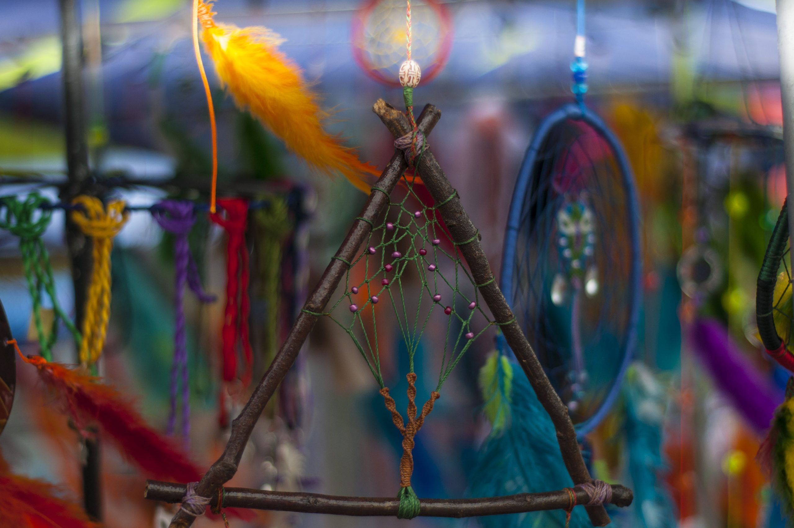 FEIRA DE ARTES E ARTESANATO DE CAUCAIA COMPLETA UM ANO