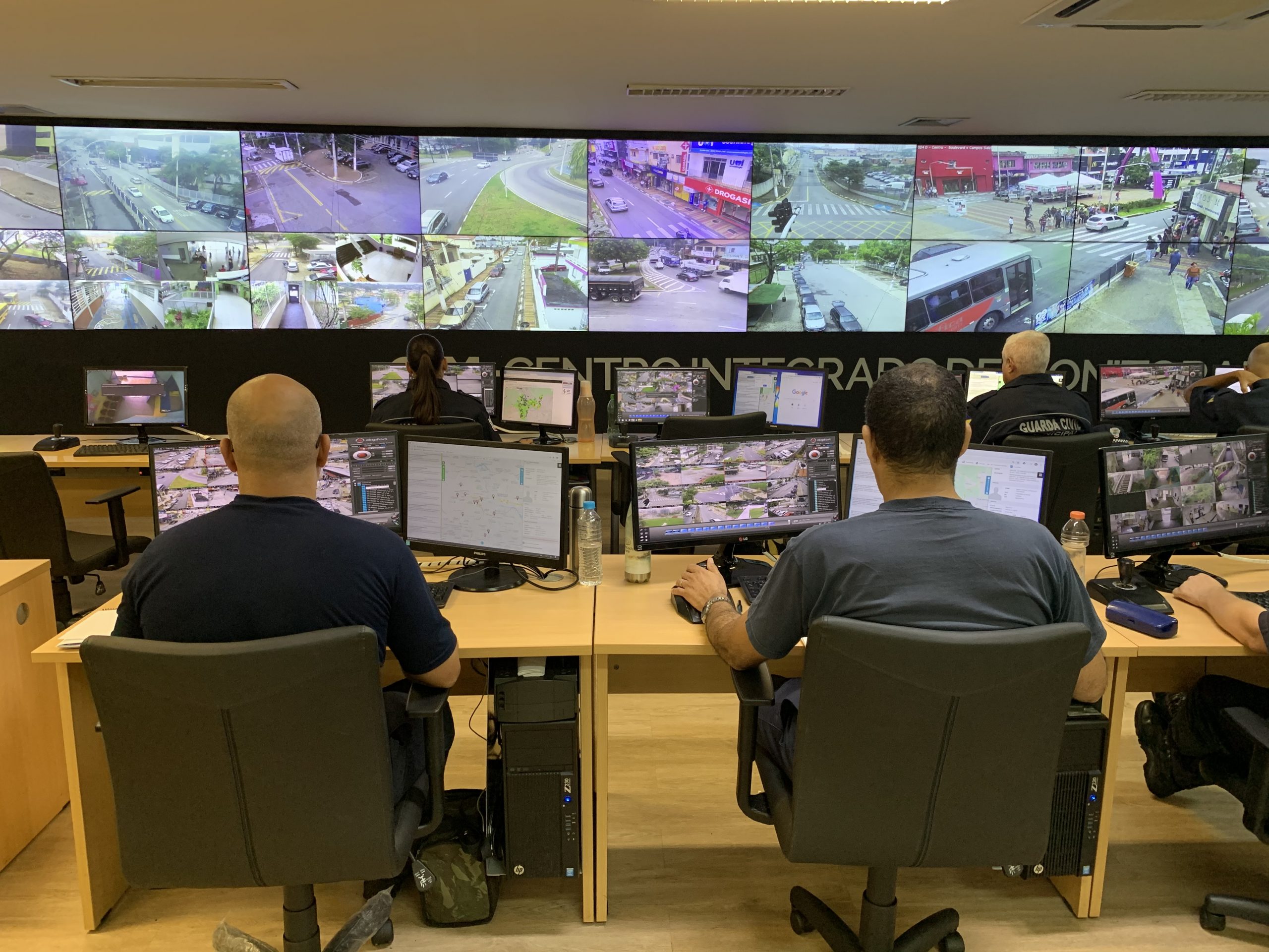 <strong>Projeto vai aprimorar monitoramento eletrônico e cobrir 100% da cidade</strong>