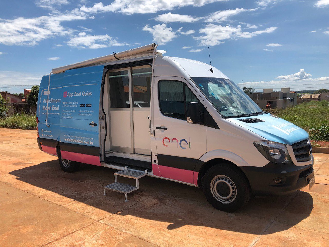 <strong>Unidade Móvel de Atendimento da Enel estará em Cotia na sexta-feira (30)</strong>