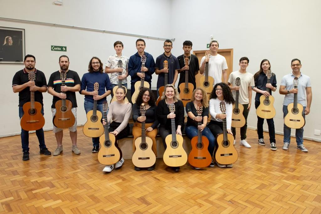 Camerata Juvenil de Violões do Conservatório de Tatuí se apresenta nesta quinta em Barueri