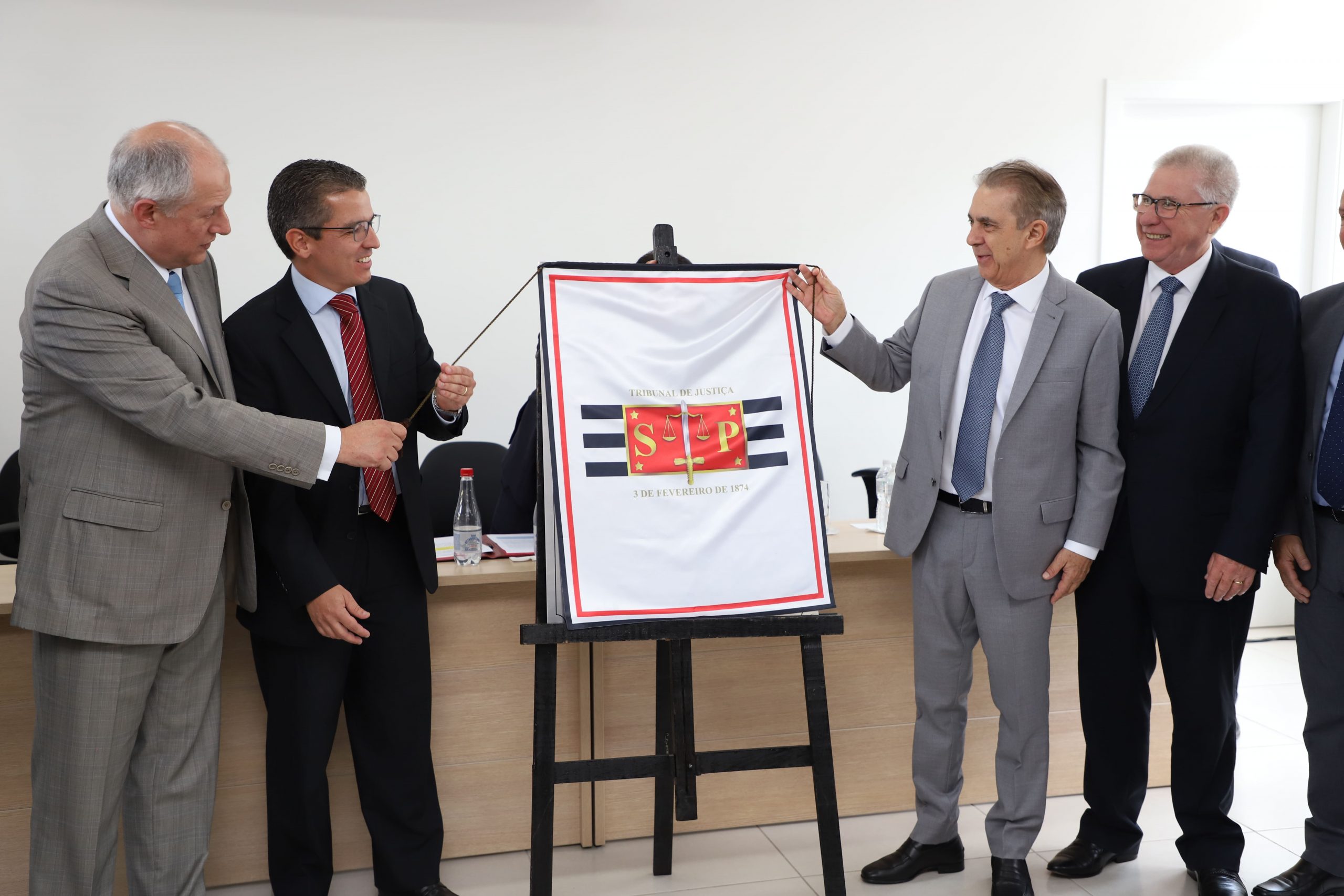 <strong>Antigo Fórum da Comarca de Barueri recebe melhorias e é reinaugurado</strong>&nbsp;