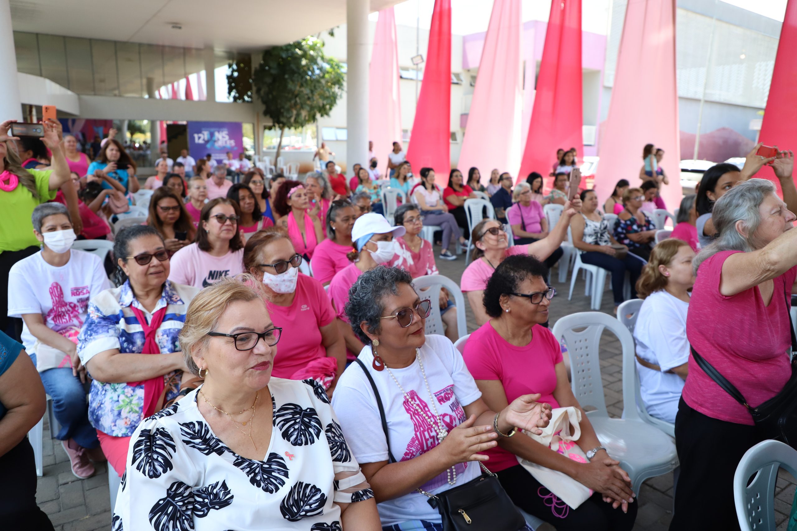 <strong>Encerramento do Outubro Rosa é marcado pela conscientização</strong>