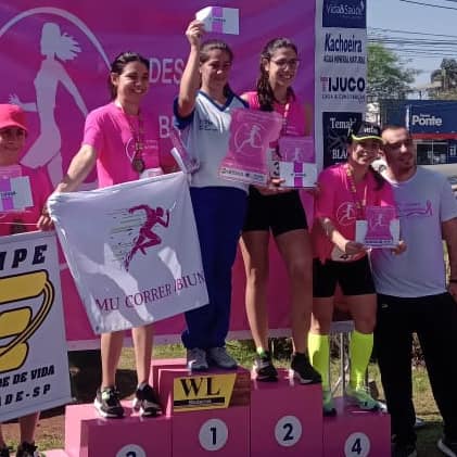 <strong>Atletas de Cotia conquistam ouro no ‘Desafio Outubro Rosa’ em Ibiúna</strong>