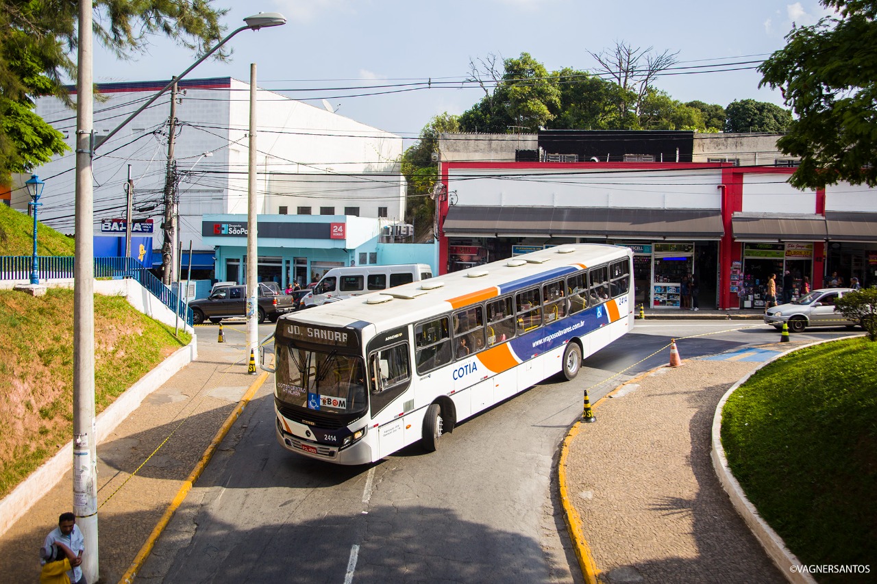 <strong>Prefeitura leva iluminação pública para a rua Manoel da Nóbrega</strong>