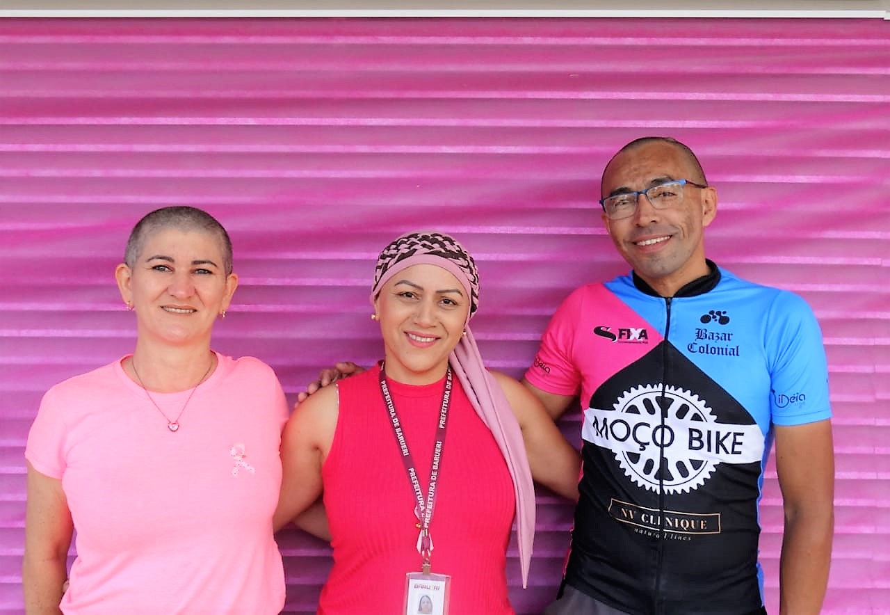 <strong>Emei Takechi Takau promove atividade emocionante sobre o câncer de mama</strong>&nbsp;