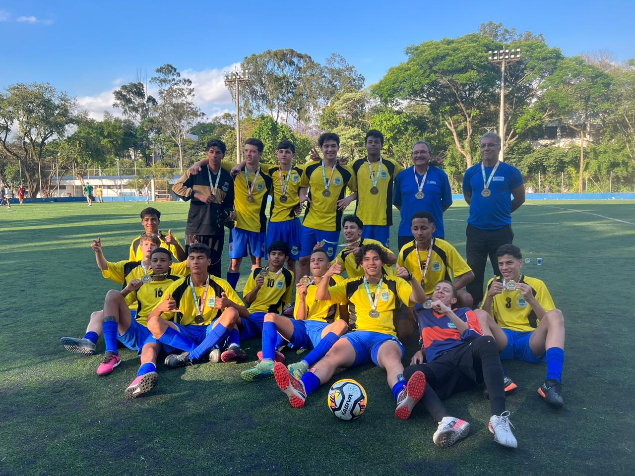 <strong>Sub 17 de futebol de campo de Cotia conquistou o bronze na Taça São Paulo 2022</strong>