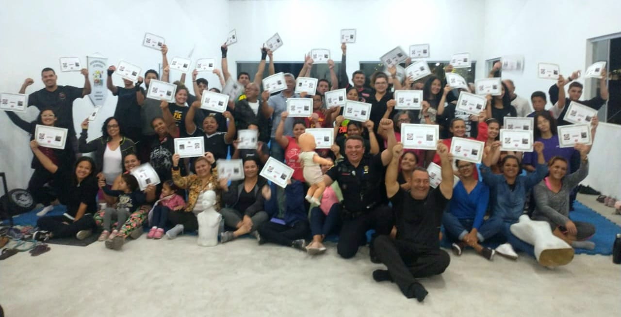<strong>Centro de Referência da Juventude (CRJ) realiza palestra sobre primeiros socorros&nbsp;</strong>