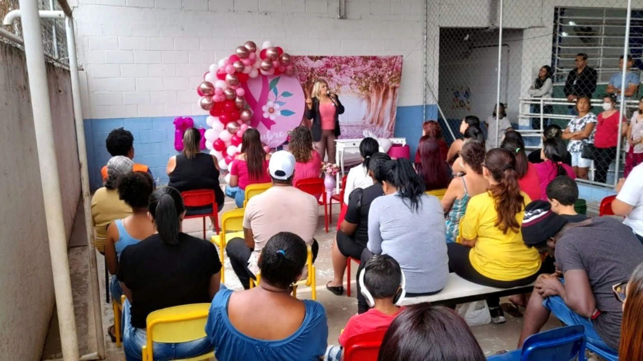 <strong>Escola de Jandira realiza evento com palestra às famílias</strong>