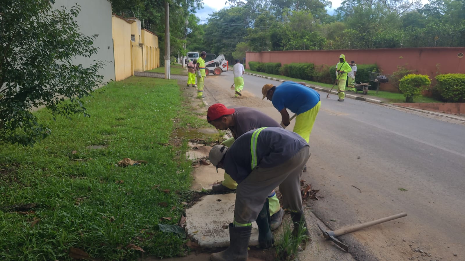 <strong>Secretaria de Obras e a Defesa Civil intensificam ações para mitigar os impactos da chuva</strong>