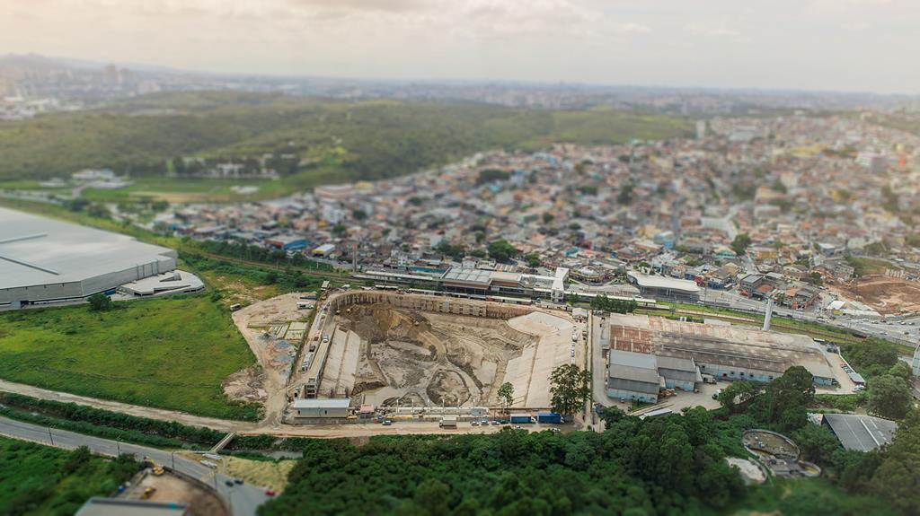 Prefeitura investe em grandes obras para conter enchentes