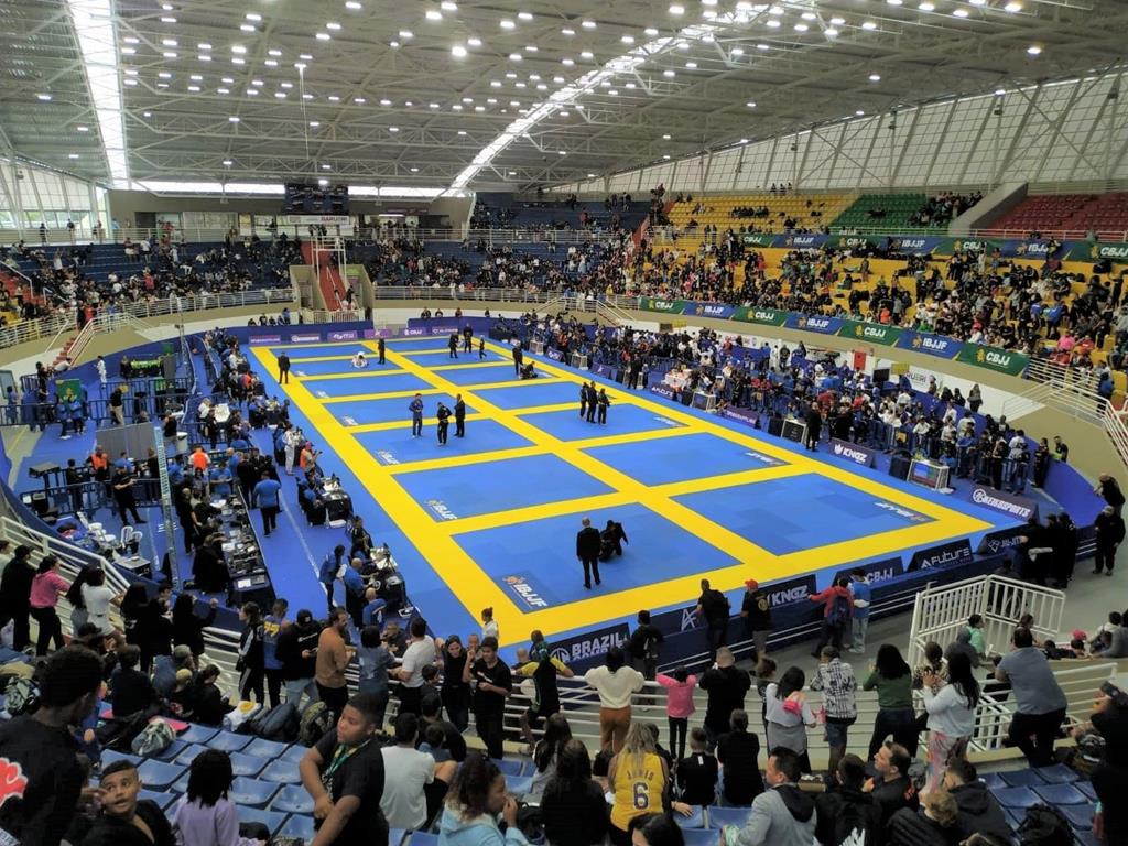 Campeonato Brasileiro de Jiu-Jitsu movimenta Ginásio José Correa neste fim de semana